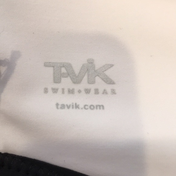 Swimsuit top - Picture 6 of 7